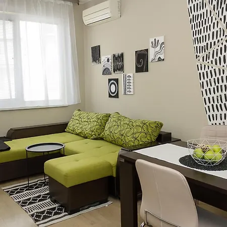 Appartement Black & White -1bd Flat In Center By Flat Mаnager