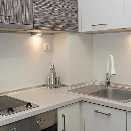 アパート Black & White -1bd Flat In Center By Flat Mаnager