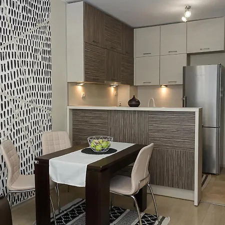 Black & White -1bd Flat In Center By Flat Mаnager アパート *